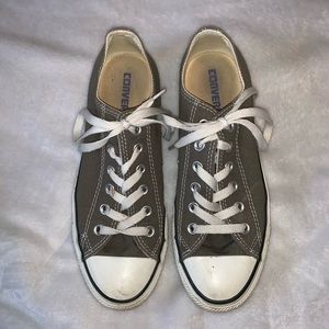 💝TRADES ONLY💝 Grey low top converse!